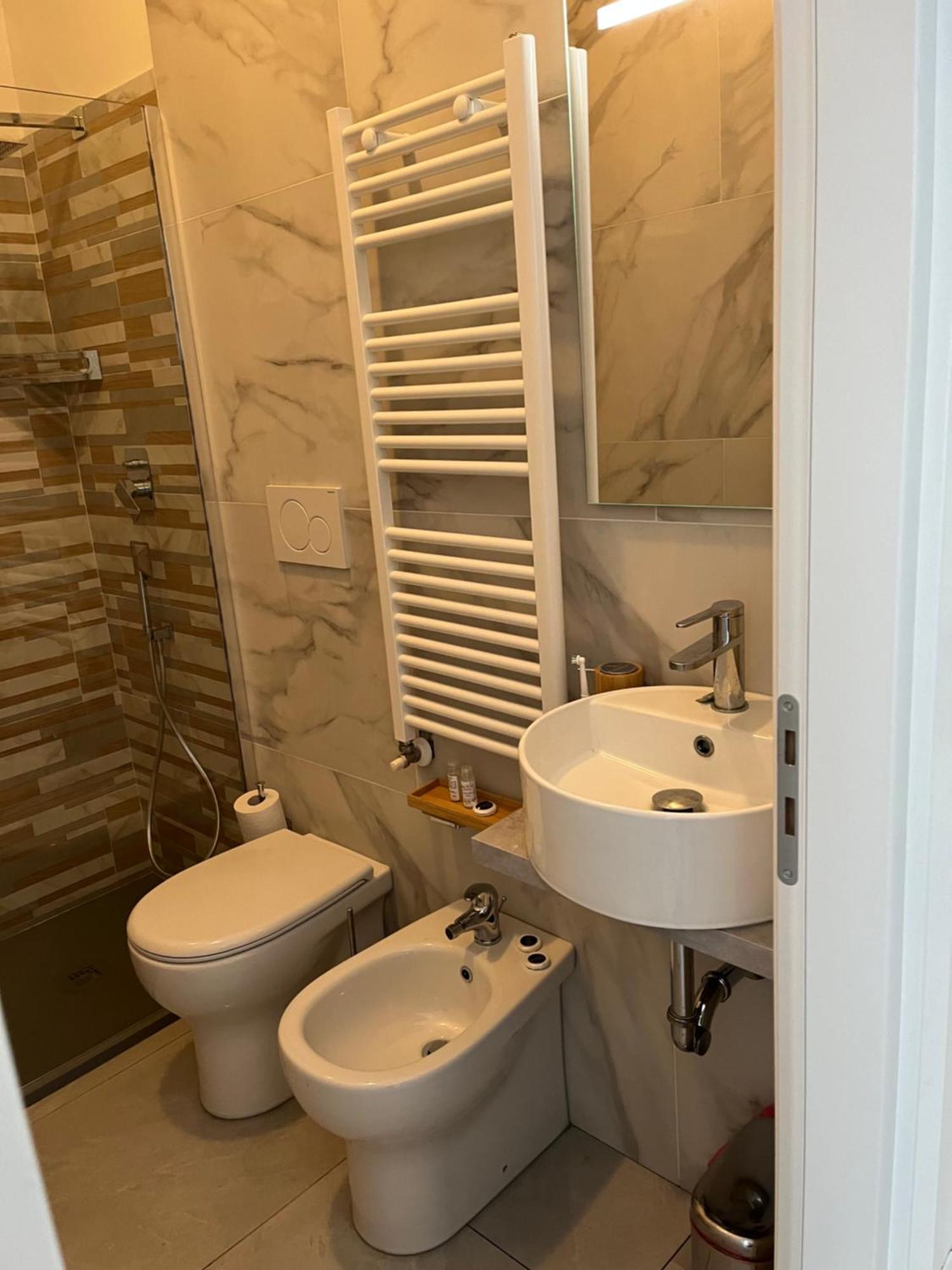 Albachiara Suite Rooms Bologna Eksteriør billede