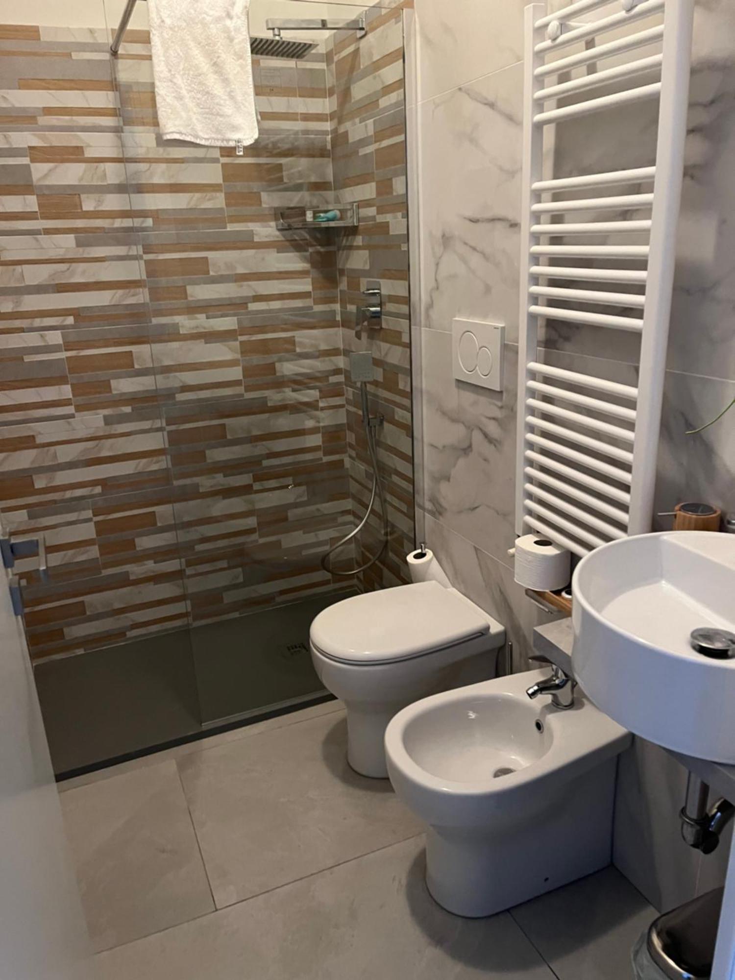 Albachiara Suite Rooms Bologna Eksteriør billede